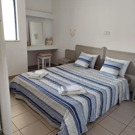 Blue Wave Apartment